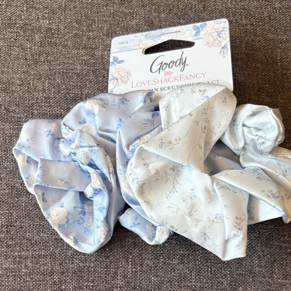 Loveshackfancy x goody large satin scrunchies 3 count